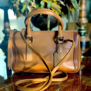Coach Crossbody w/straps and feet under bottom